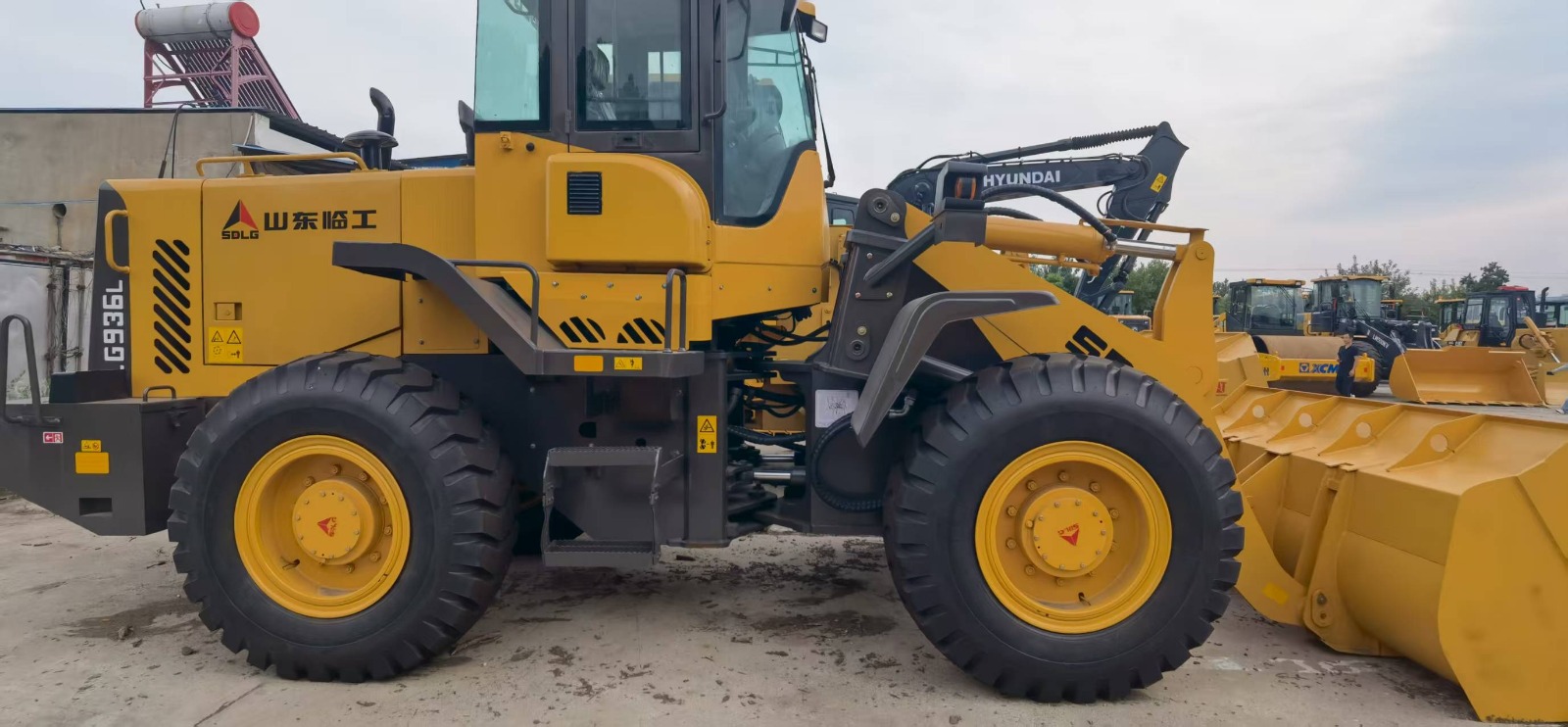 Tractor